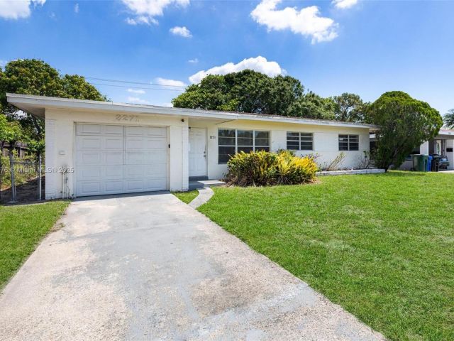 Home for sale at 3271 Auburn Blvd - photo 7436366