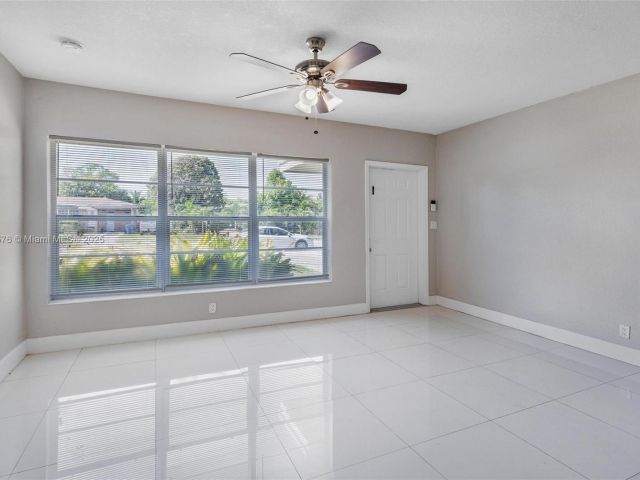 Home for sale at 3271 Auburn Blvd - photo 7436370