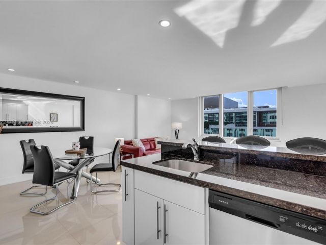 Apartment for sale  Unit #727 - photo 6032066