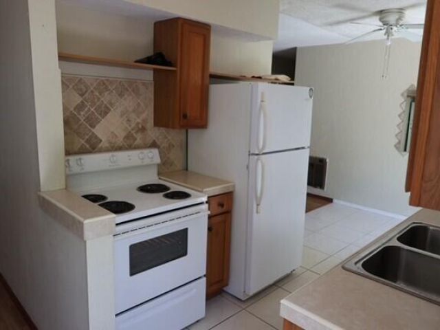 Home for sale at 1454 NE 2nd Court - photo 6060195