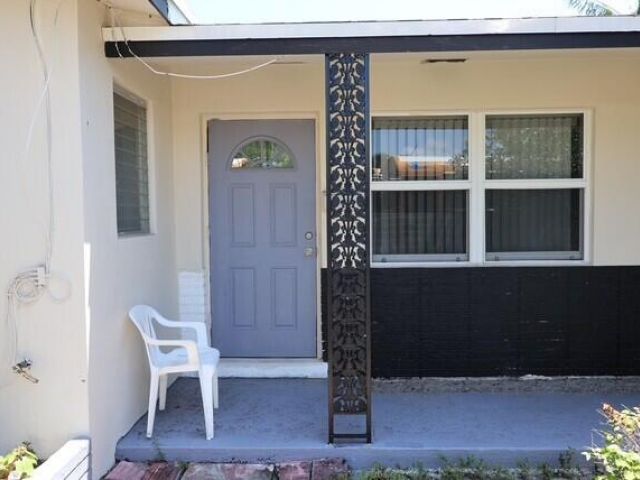 Home for sale at 1454 NE 2nd Court - photo 6060200