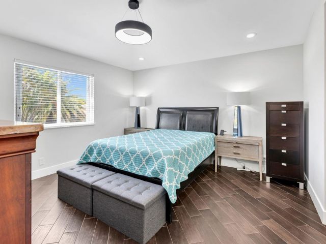 Home for sale at 1220 SW 46th Ter - photo 6041456