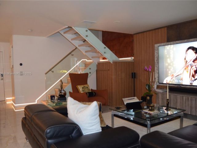 Home for sale at 3629 Estepona Ave - photo 6028113