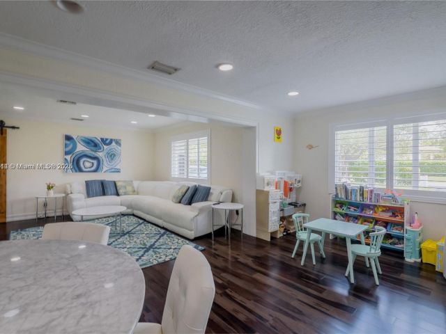 Home for rent at 8500 SW 70th St - photo 6031519