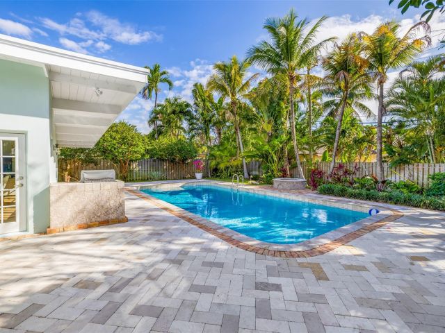 Home for sale at 1900 Admirals Way - photo 6032693