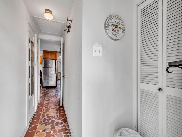 Home for sale at 1009 NE 6th St - photo 6051095