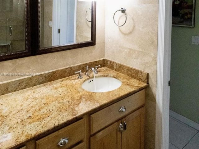 Apartment for sale  Unit #308 - photo 6037162