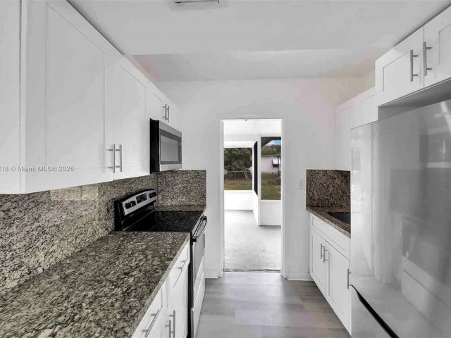 Home for sale at 15351 SW 296th St - photo 6032174