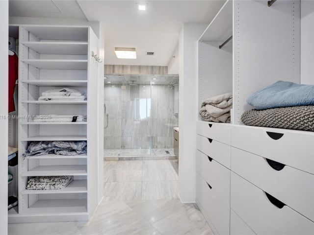 Apartment for sale  Unit #808 - photo 6034073