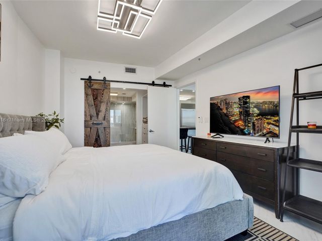 Apartment for sale  Unit #808 - photo 6034074