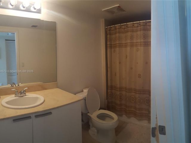 Apartment for sale  Unit #3601 - photo 6033127