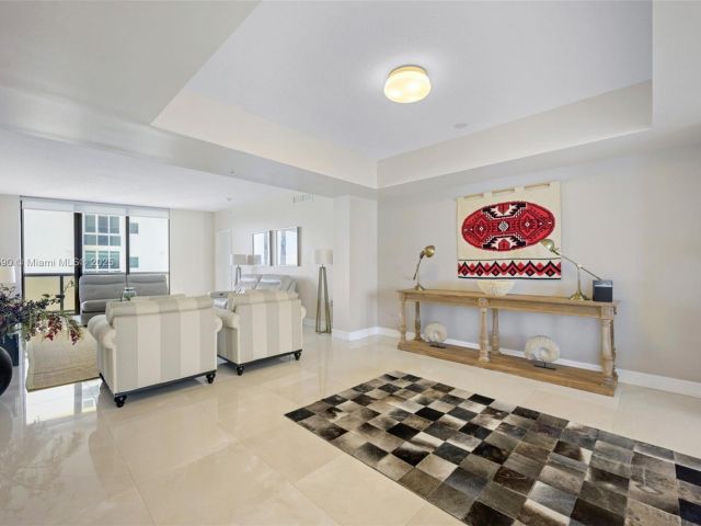 Apartment for sale  Unit #1202 - photo 6033536