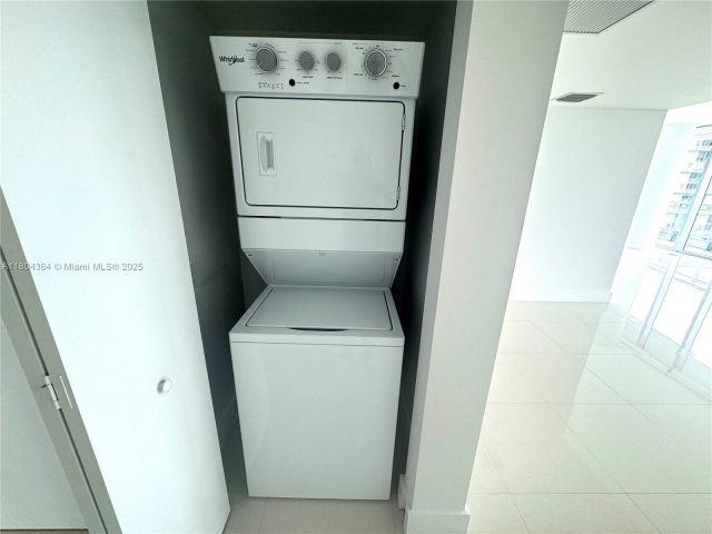 Apartment for sale  Unit #1605 - photo 6039663