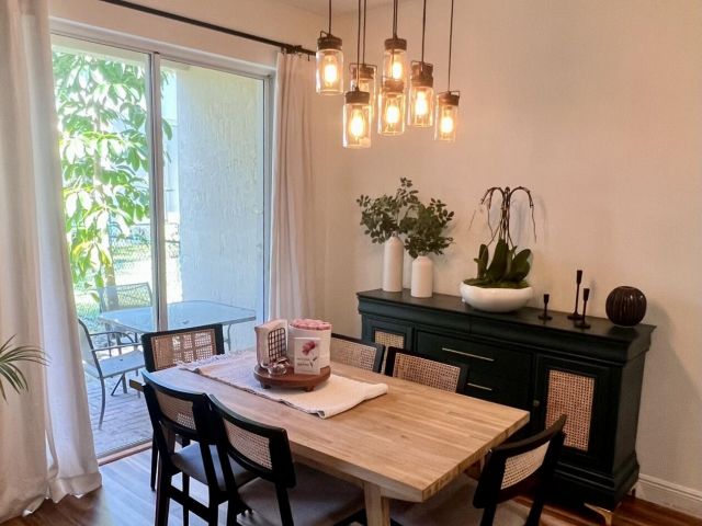 Home for rent at 6086 Seminole Gardens Circle - photo 6083708