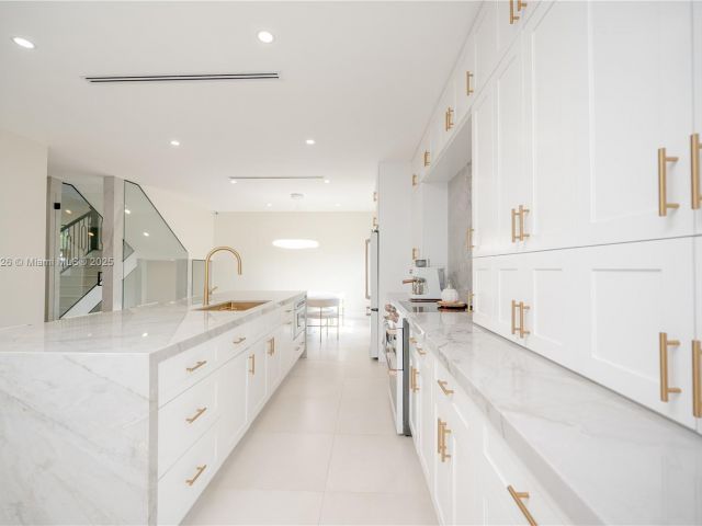 Home for sale at 15282 SW 173rd Ln - photo 6032618