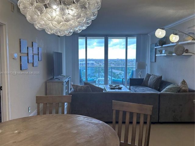 1-bedroom condo for rent in Hollywood - 2501 S Ocean Dr 1228 - MondialRealty