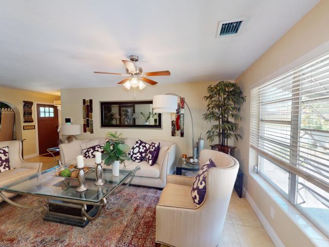 Home for sale at 1630 40th Street - photo 6034572