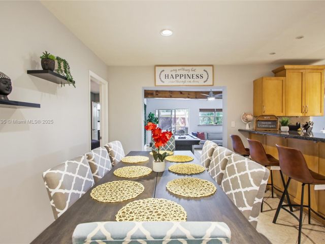 Home for rent at 2708 Cleveland St - photo 6033541