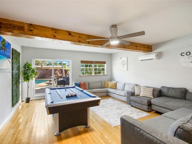 Home for rent at 2708 Cleveland St - photo 6033544