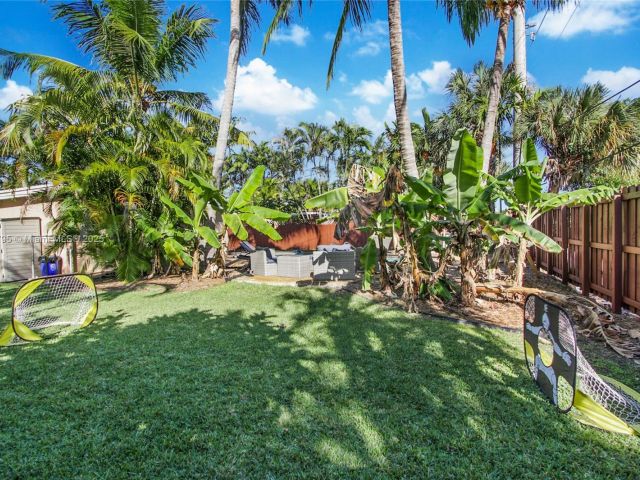 Home for rent at 2708 Cleveland St - photo 6033551