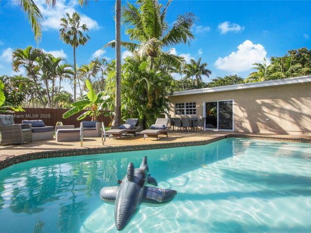 Home for rent at 2708 Cleveland St - photo 6033555