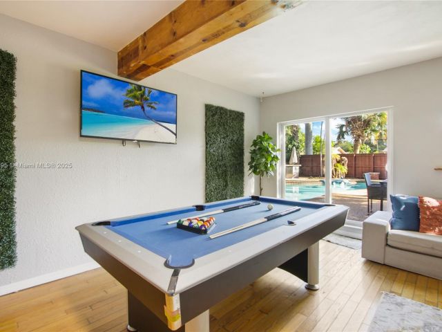 Home for rent at 2708 Cleveland St - photo 6033559