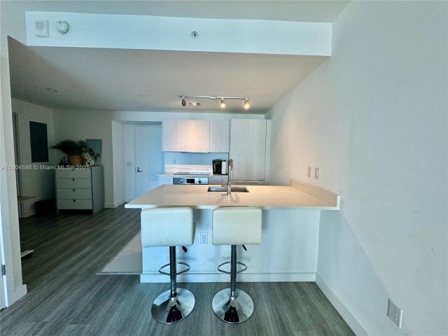 Apartment for sale  Unit #2903 - photo 6033385
