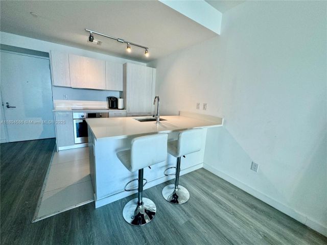 Apartment for sale  Unit #2903 - photo 6033386