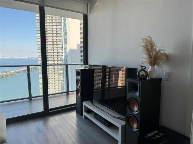 Apartment for sale  Unit #2903 - photo 6033387