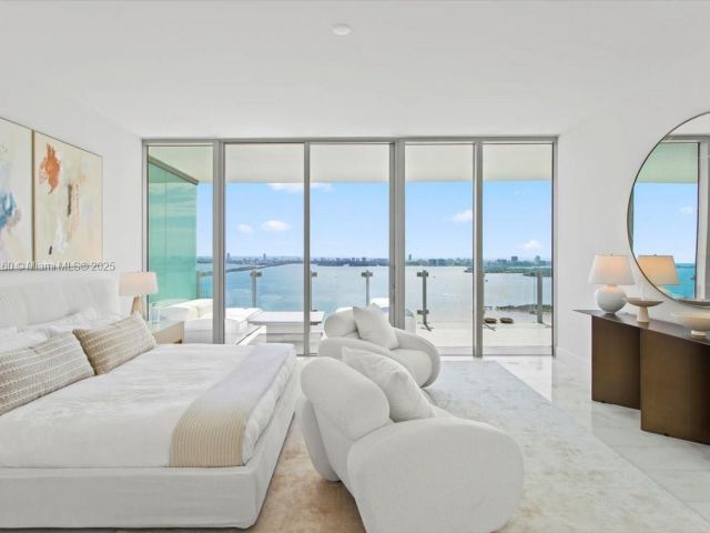 Apartment for sale  Unit #3903 - photo 6045948