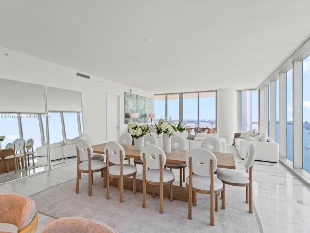 Apartment for sale  Unit #3903 - photo 6045955