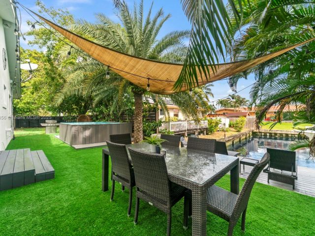 Home for rent at 1631 N 29th Ct - photo 6033610