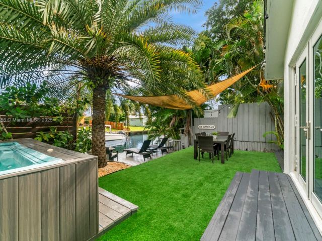 Home for rent at 1631 N 29th Ct - photo 6033612