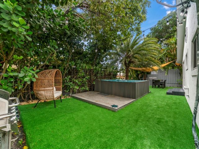 Home for rent at 1631 N 29th Ct - photo 6033613