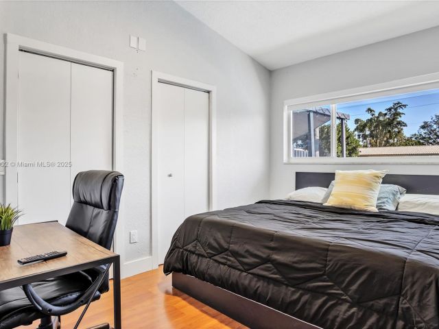 Home for rent at 2828 Cleveland St - photo 6033581