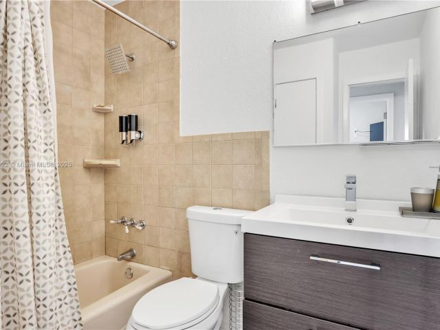 Home for rent at 2828 Cleveland St - photo 6033584