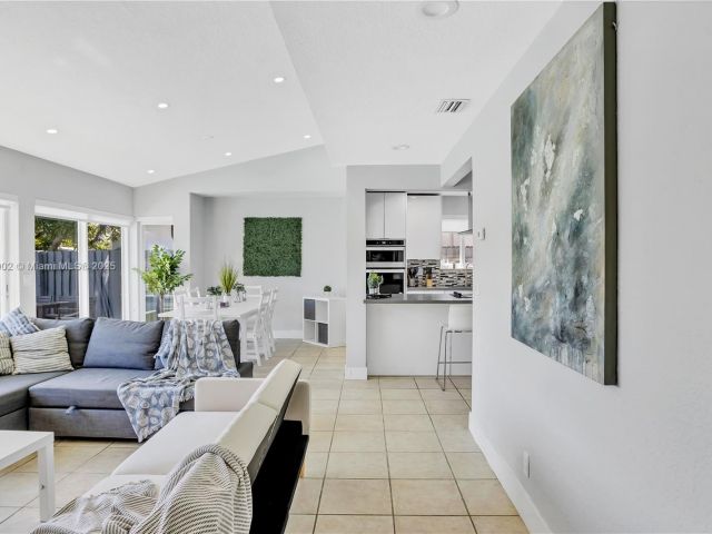 Home for rent at 2828 Cleveland St - photo 6033586