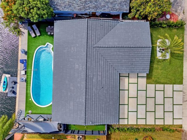 Home for rent at 2828 Cleveland St - photo 6033587