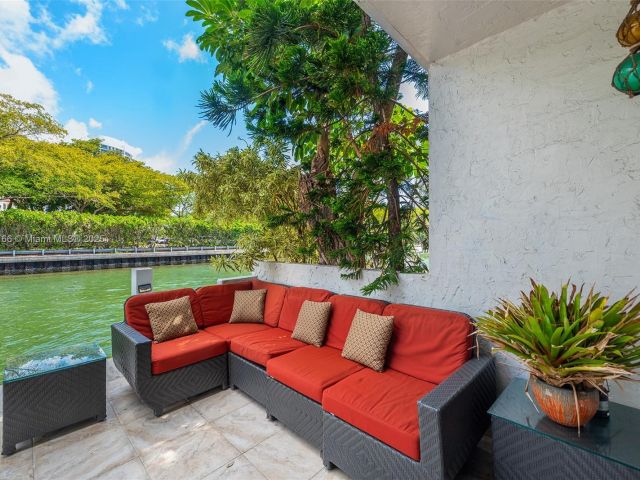 Home for sale at 3553 NE 171st St P - photo 6033354