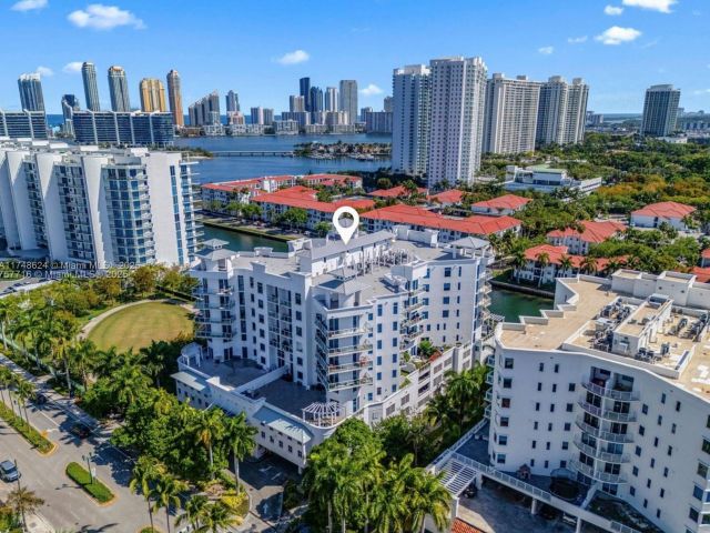 Apartment for sale  Unit #602 - photo 6063742