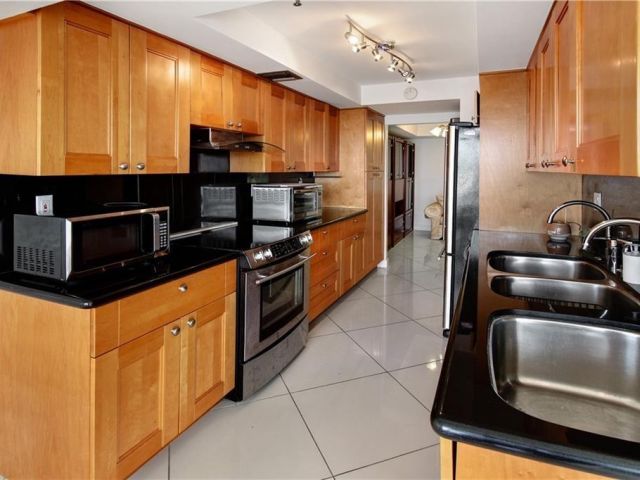 Apartment for rent  Unit #1401 - photo 6035825