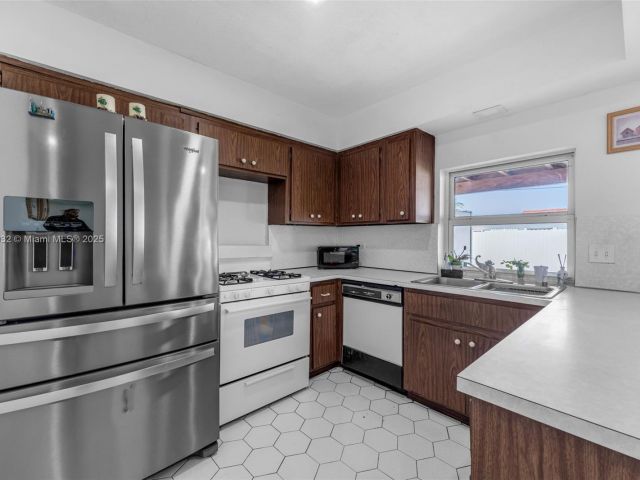 Home for sale at 2023 SW 99th Ave - photo 6055318