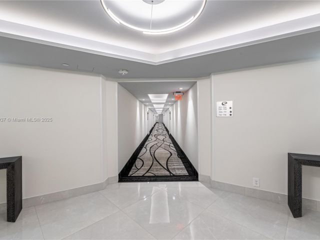 Apartment for sale  Unit #718 - photo 6037040