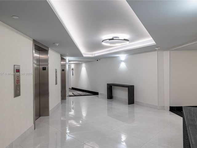 Apartment for sale  Unit #718 - photo 6037041