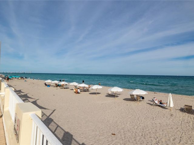 Apartment for sale  Unit #718 - photo 6037051