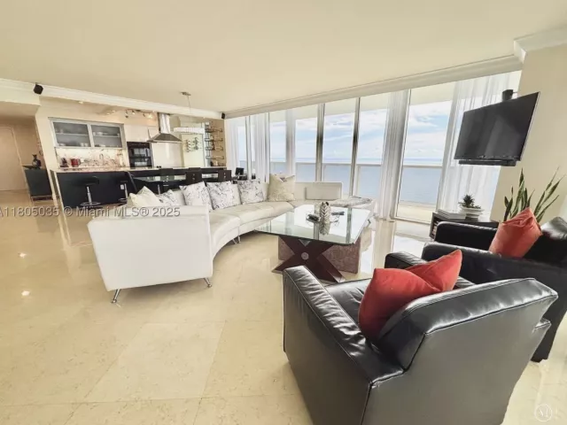 3-bedroom condo for rent in Hallandale Beach - 1830 S Ocean Dr 3702 - MondialRealty