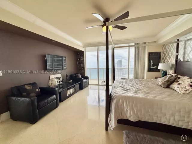 3-bedroom condo for rent in Hallandale Beach - 1830 S Ocean Dr 3702 - MondialRealty