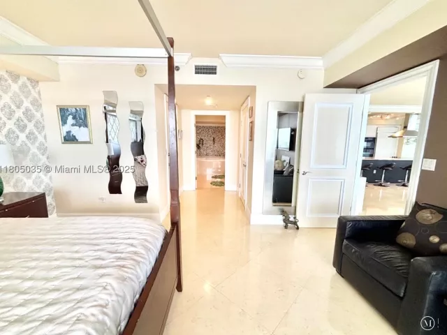 3-bedroom condo for rent in Hallandale Beach - 1830 S Ocean Dr 3702 - MondialRealty