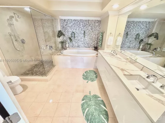 3-bedroom condo for rent in Hallandale Beach - 1830 S Ocean Dr 3702 - MondialRealty