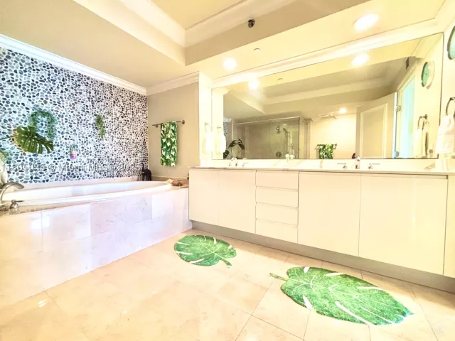 3-bedroom condo for rent in Hallandale Beach - 1830 S Ocean Dr 3702 - MondialRealty